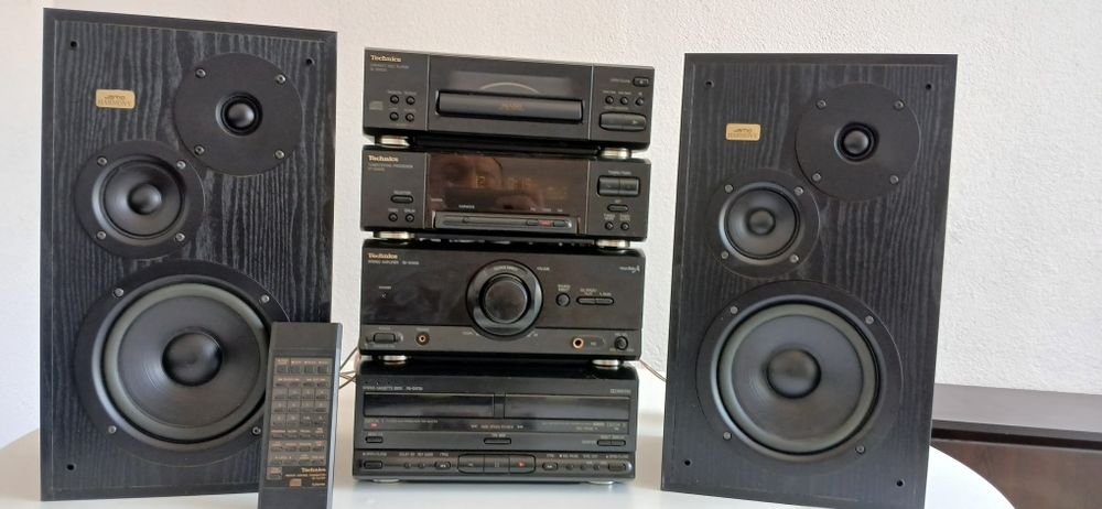 Technics Hi-Fi кула — 4 компонента + тонколони Jamo Harmony 20