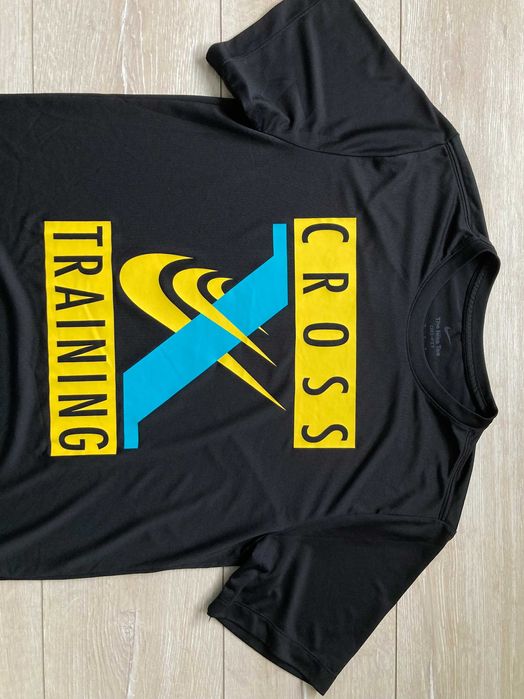Найк Nike Dri Fit Cross Training мъжка спортна тениска размер М