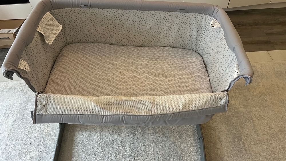 Vand patut co-sleeper Chicco Next2Me
