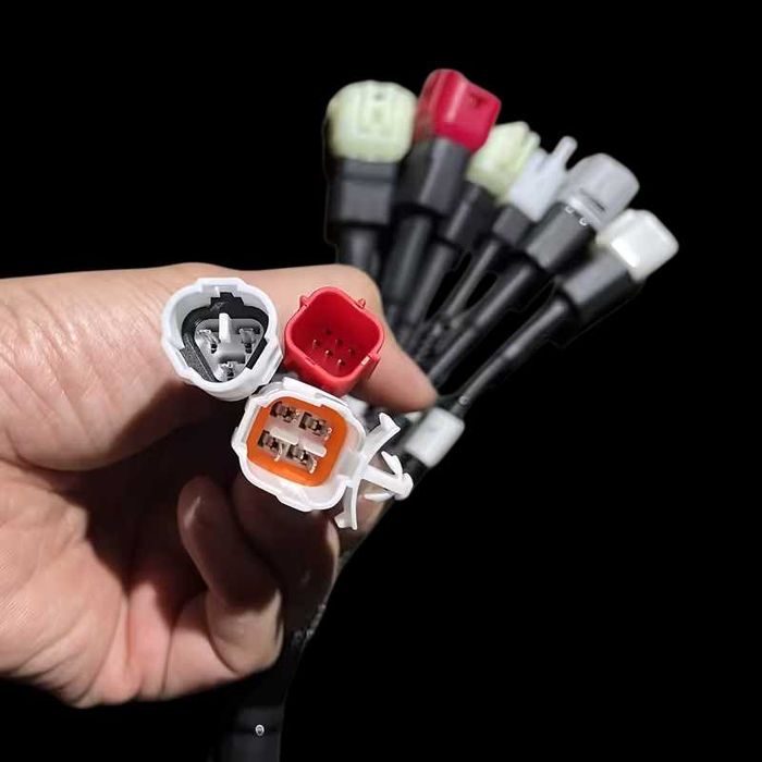 OBD2 1 към 9 мулти мотоциклетен диагностичен кабел