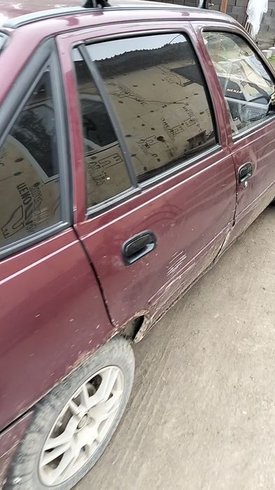 Нексия 2  1.6 расиски жүріп тұр