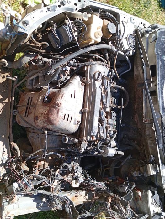 Таета авенсис 2005 универсал