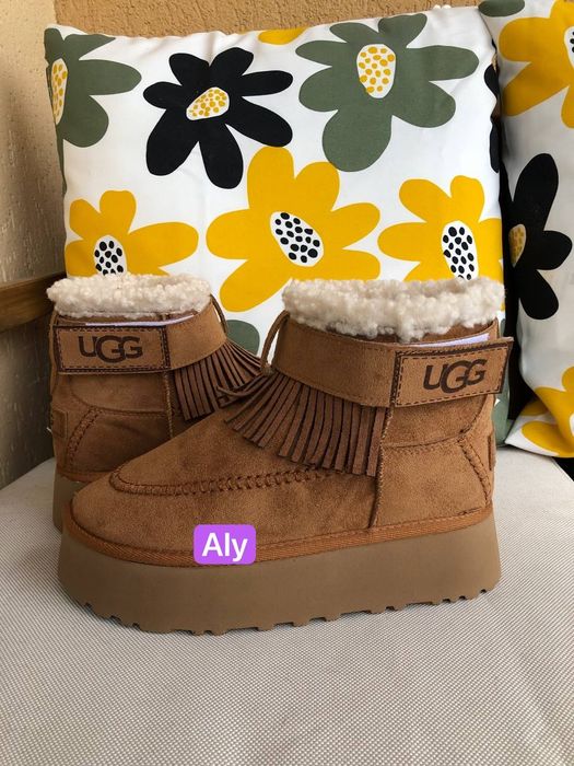 Adidasi si ugg-uri