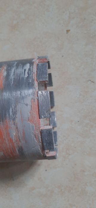 Almazniy karonka betonga yengi