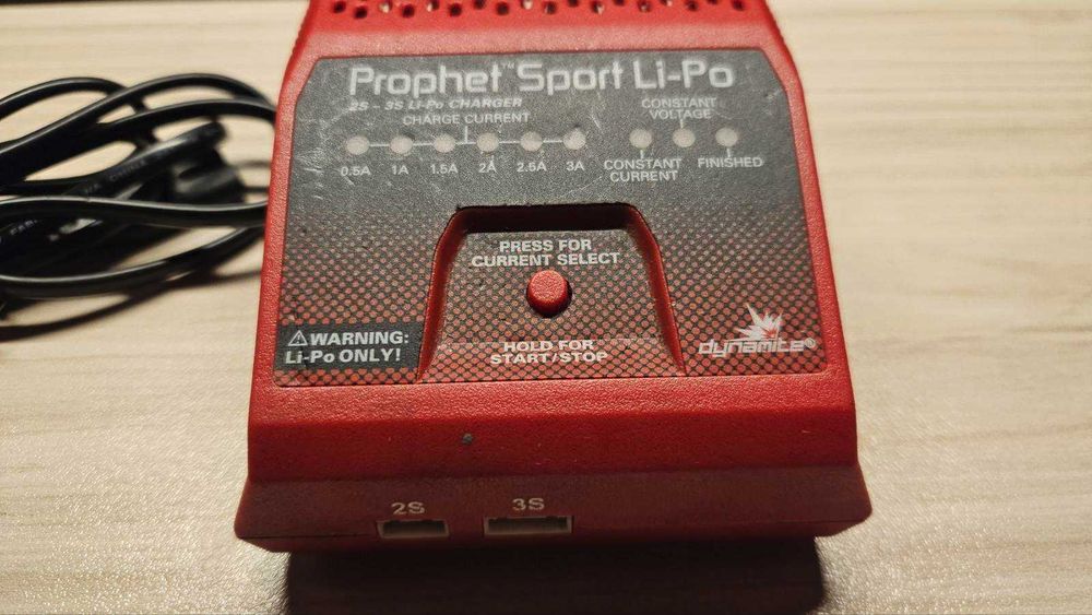 Зарядно за Li-Po батерии - 2 и 3 клекти за радиоуправляеми модели / Li-Po charger 2S 3S  35W