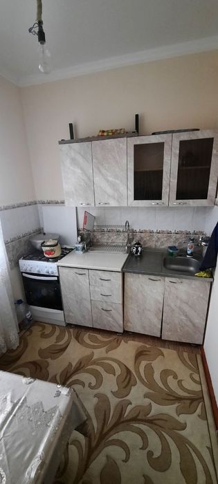 Квартира сотилади. Бодомзор