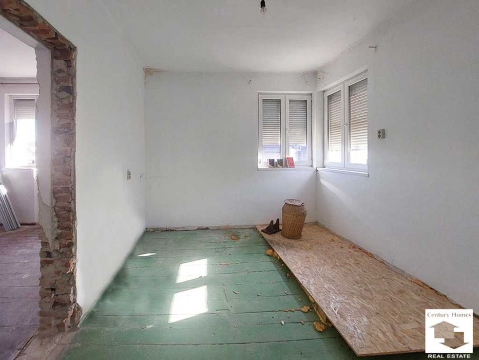 Продава се Етаж от къща в Велико Търново, Център - 49 кв.м за 1694 €/кв.м - Снимка #3