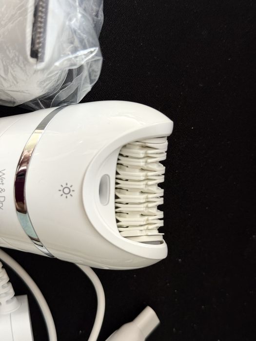 Epilator Philips Wet and dry fara fir