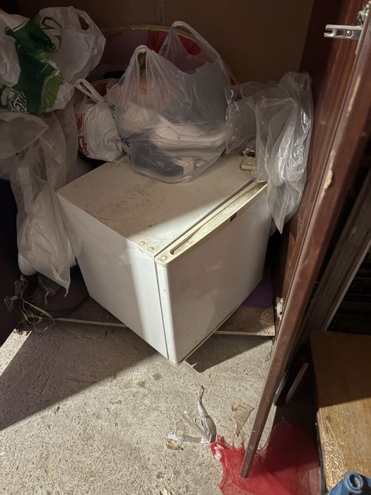 Холодильник бу работает