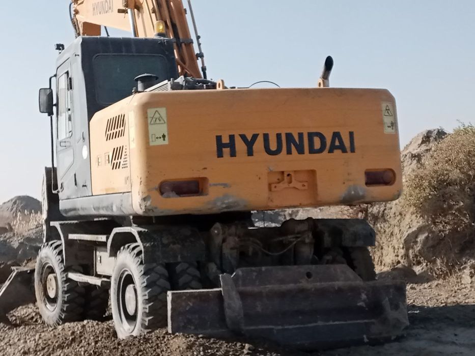 Эксковатор 200 хундай 63000 доллар