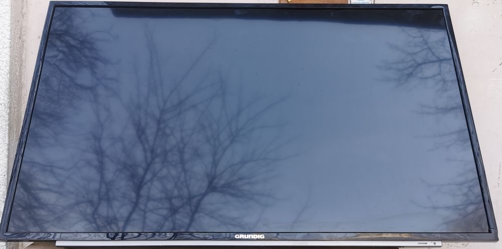 Grundig 50 инча телевизор за ремонт