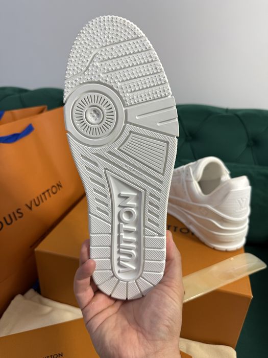 Adidasi Louis Vuitton piele naturala 100% Full Box colectie noua