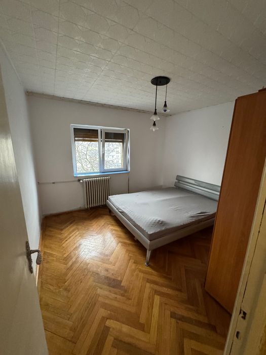 Apartament 2 camere decomandat PB etaj 4