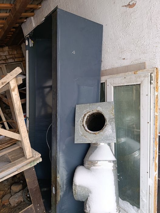 Продам вентиляционый вытяшку