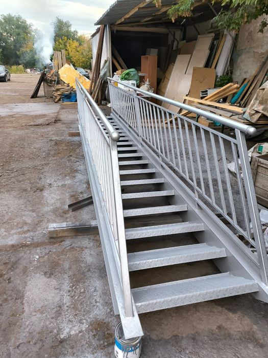 Лестницы,Межэтажи,Антресоль!