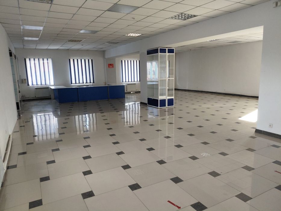 Сдаются БУТИКИ под запчасти.