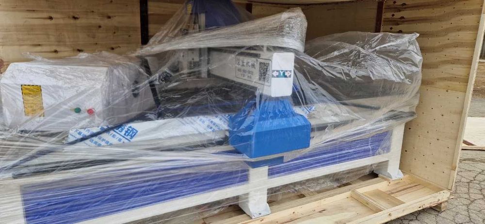 Фрезерно-гравировальный станок с ЧПУ