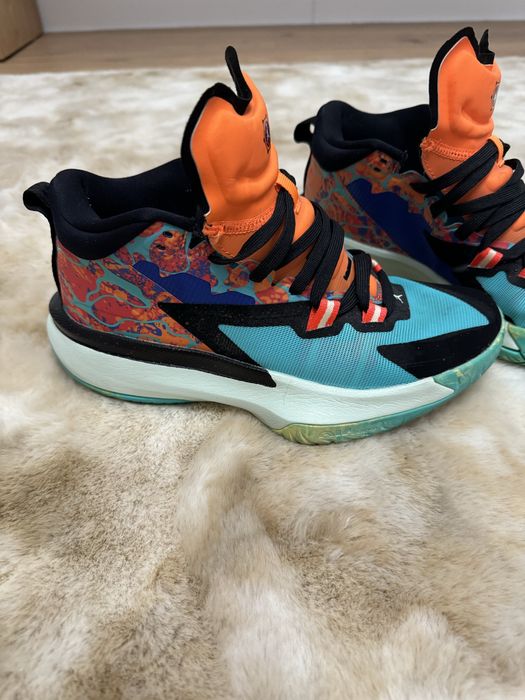 Jordan sport  – mărimea 40