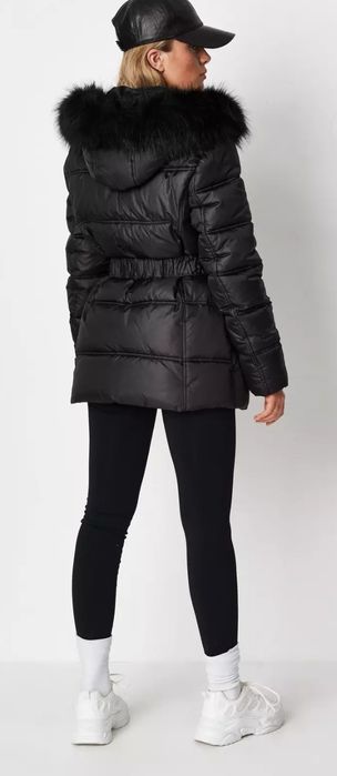 jachetă puf neagră cu glugă