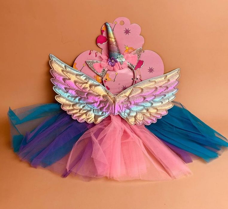 Продам замечательные костюмчики для девочек