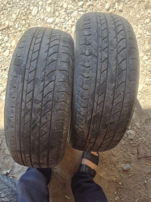 Сроно продам шины 14р 2 летних и2 всесезонка