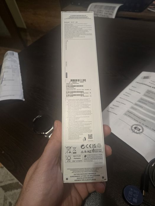 Продавам смарт часовник самсунг