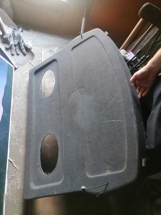 Продам полку в богажник мазда кронус