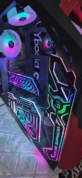 Transformers case от Bloody, только кейс с куллерами, пустой