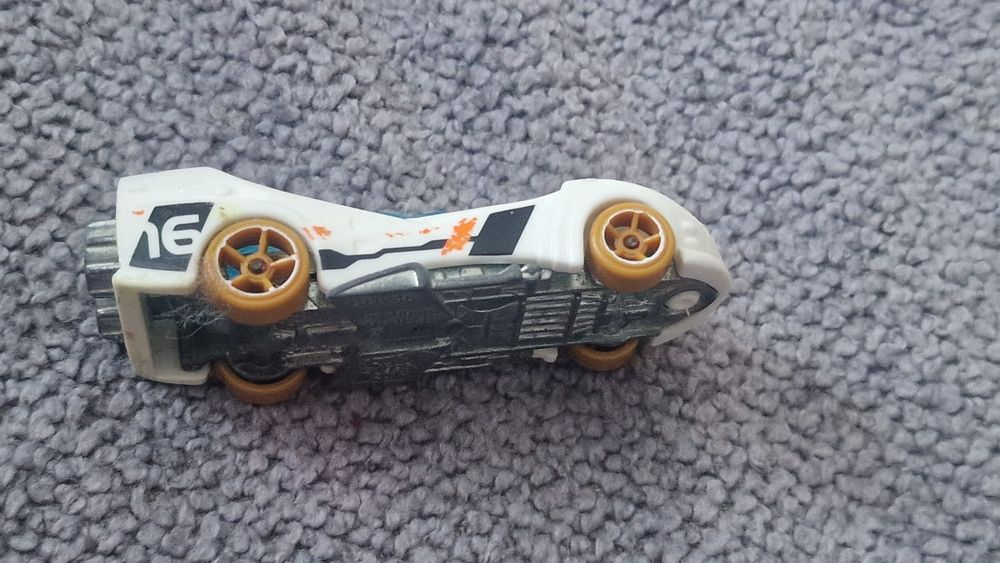 HOTWELSS машинка