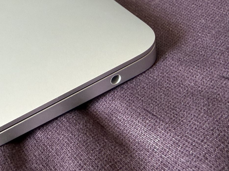 Macbook Air M1 8/256