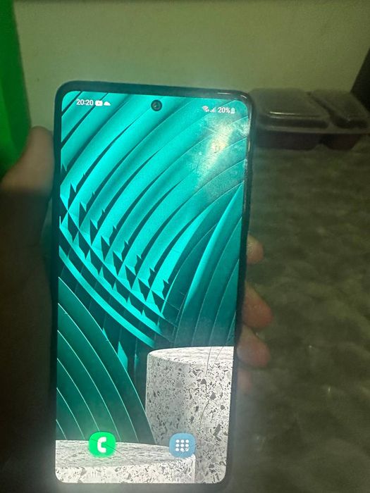 Samsung A51 sotilati