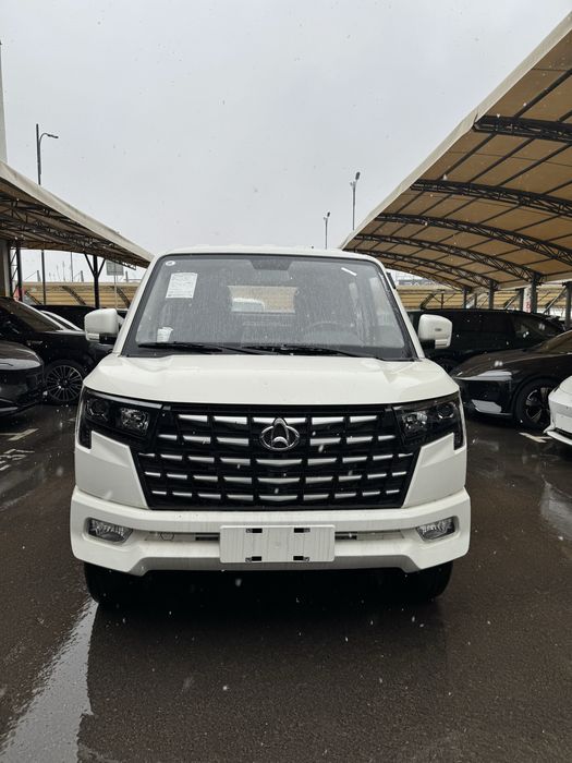 Changan gruzavoy sotuvda