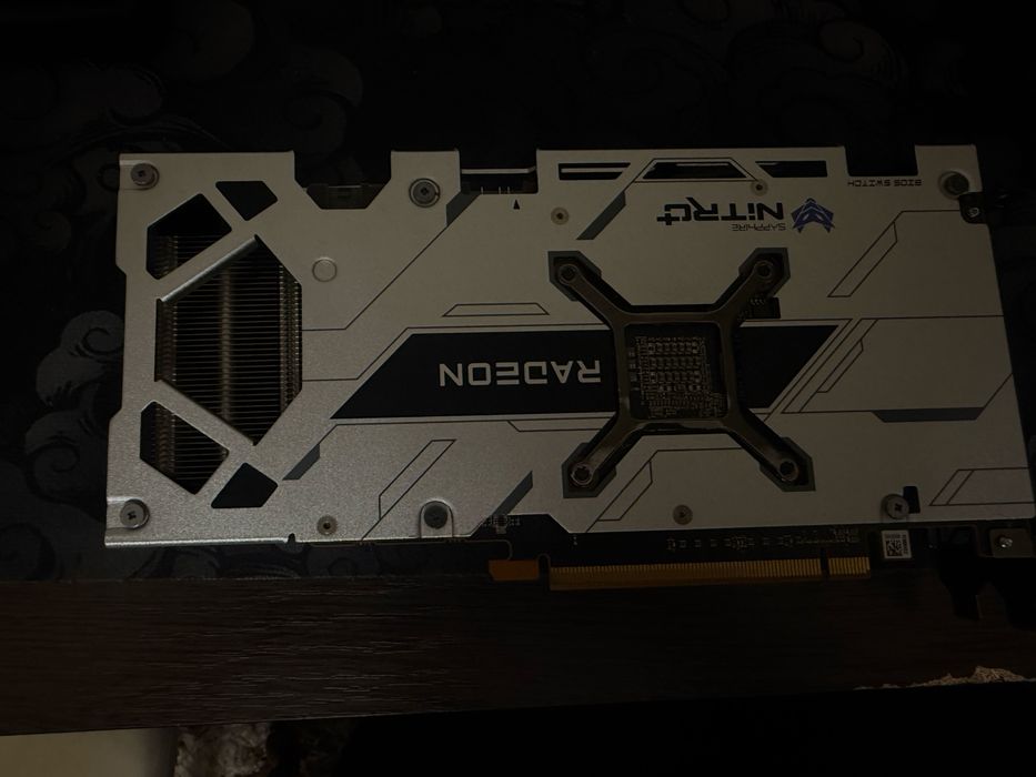 Rx 6600 xt 8gb saphire nitro +