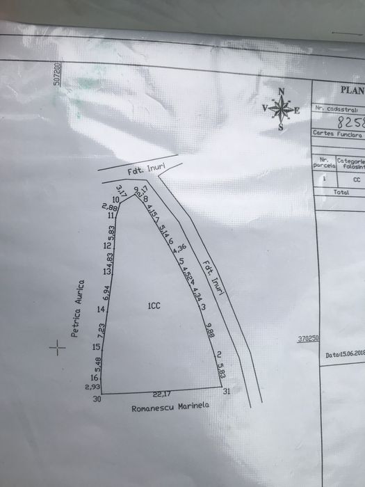 Teren ideal pentru casa-liniște,natura și acces rapid la oraș