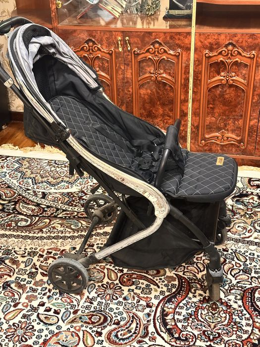 Коляска десткий черная