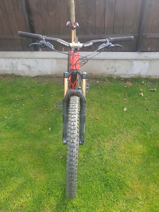 Bicicleta YT Jeffsy Carbon