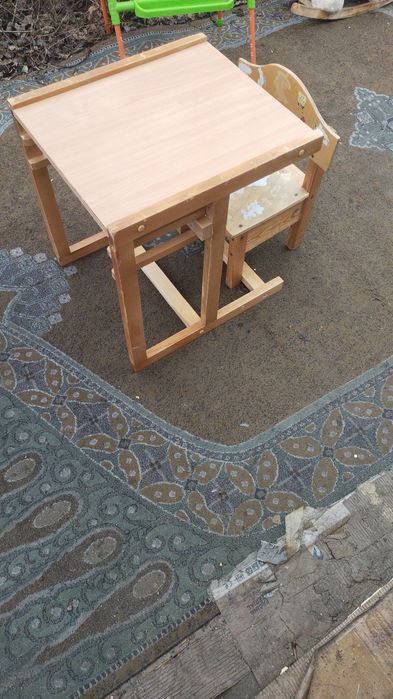 Стол и стульчик 2000
