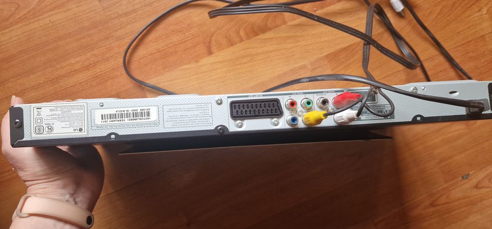 Продам DVD плеер с караоке