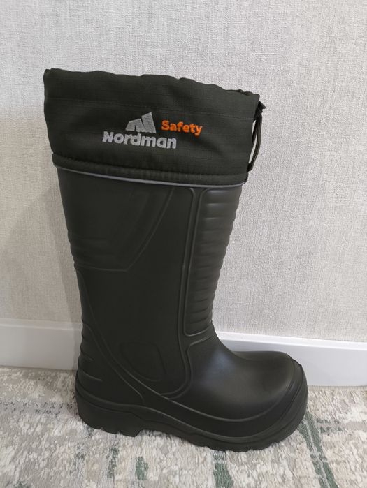 Резиновые сапоги с утеплителем