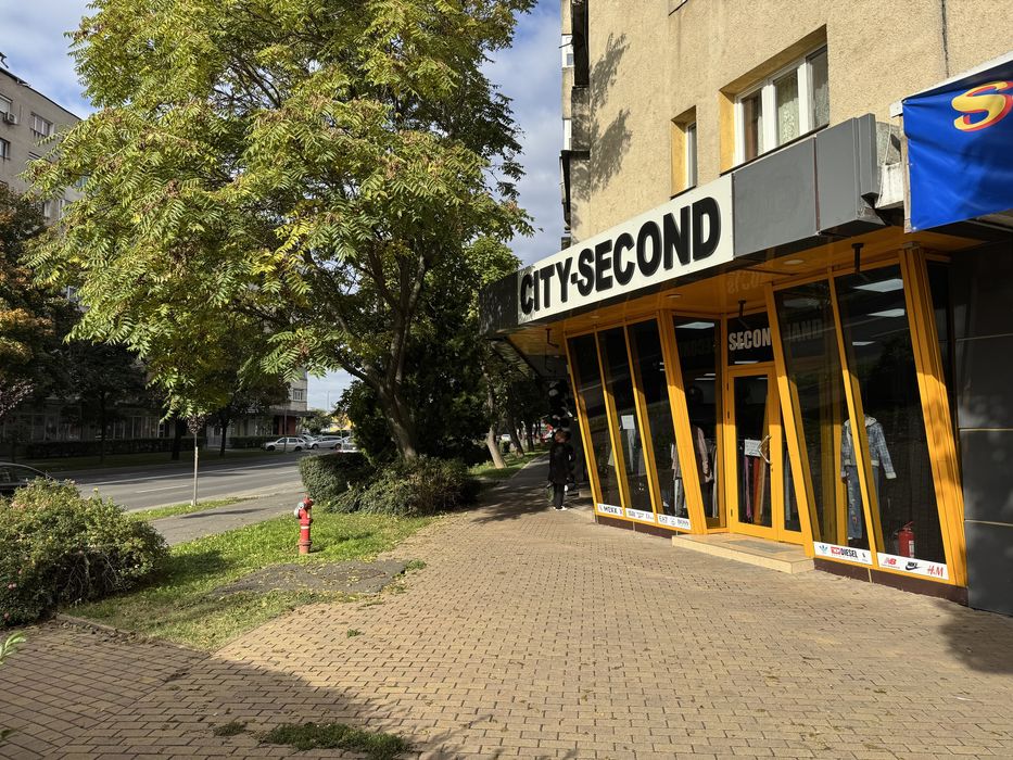 DE INCHIRIAT spatiu comercial SOARELUI