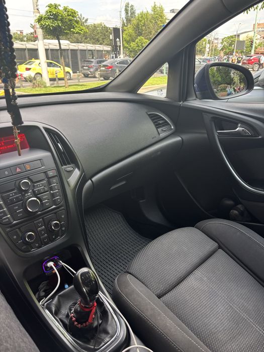 Opel astra j hatchback 1.7 diesel
