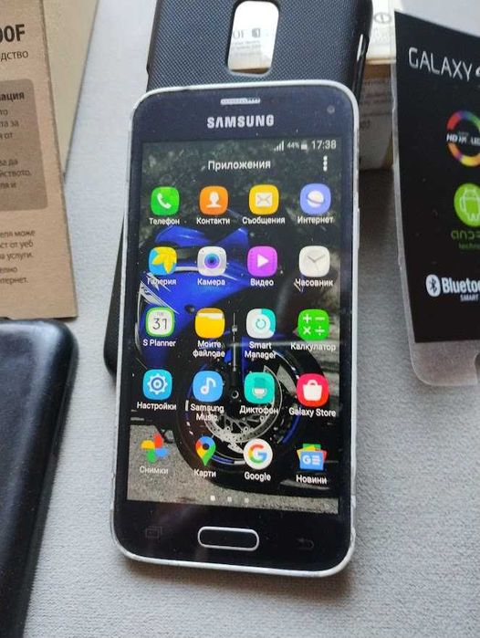 Продавам Samsung S5  Mini.