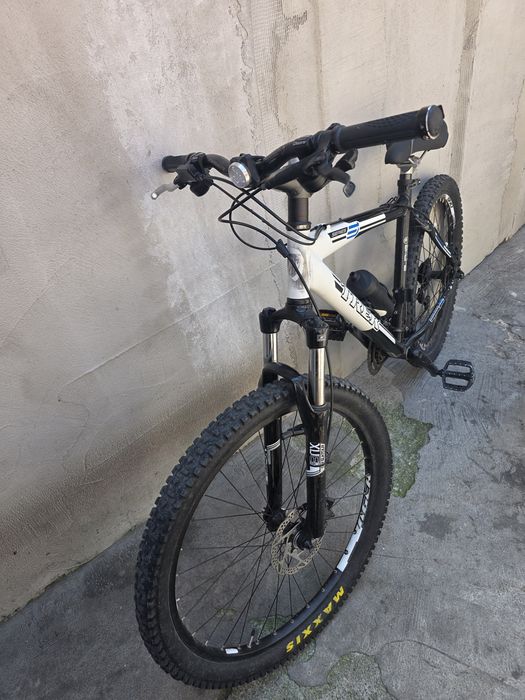 Vand Bicicleta Trek aluminium