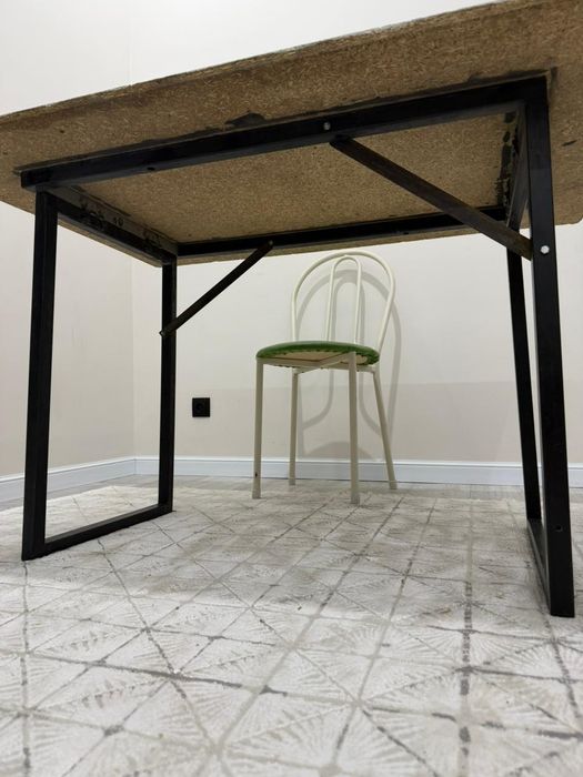 Продам стол 1.5*0.87