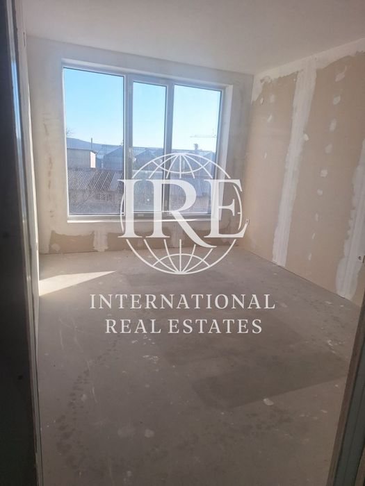 Продава се Двустаен апартамент в Варна, Трошево - 72 кв.м за 1169 €/кв.м - Снимка #1