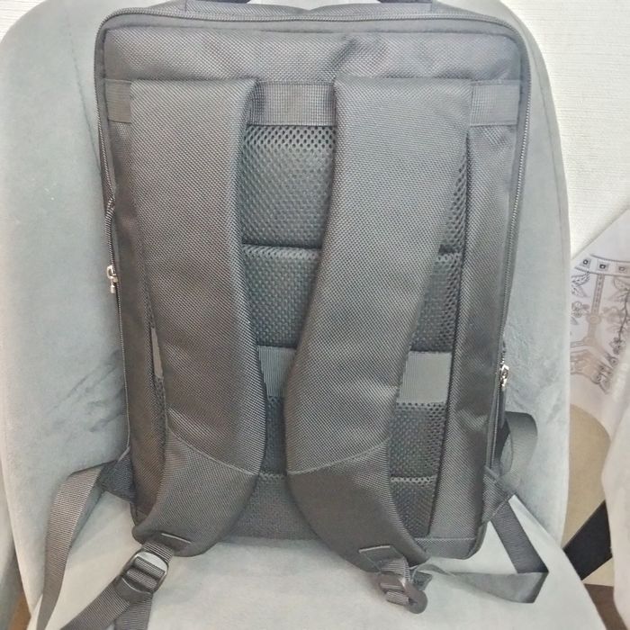 Продам портфель для школьника