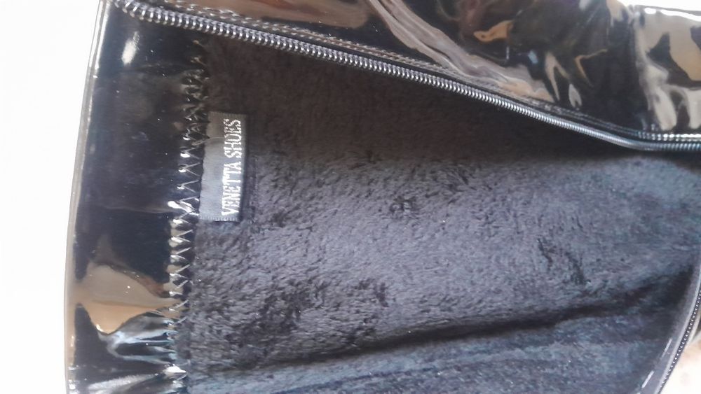 Продам Сапоги демисизонные.