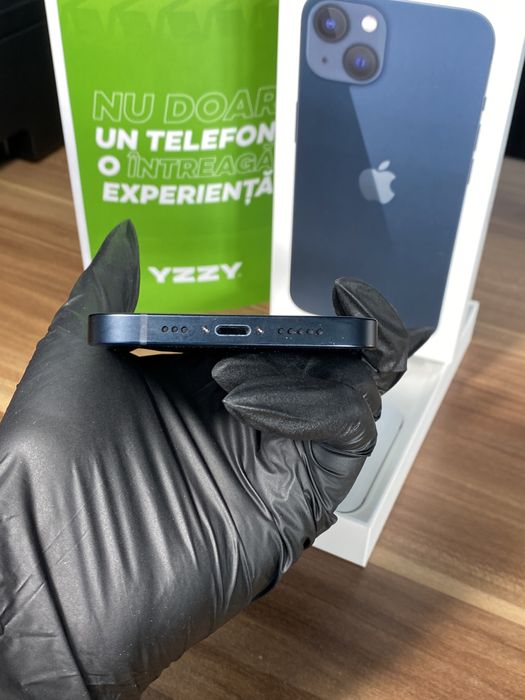 iPhone 13 • 128 GB • Midnight