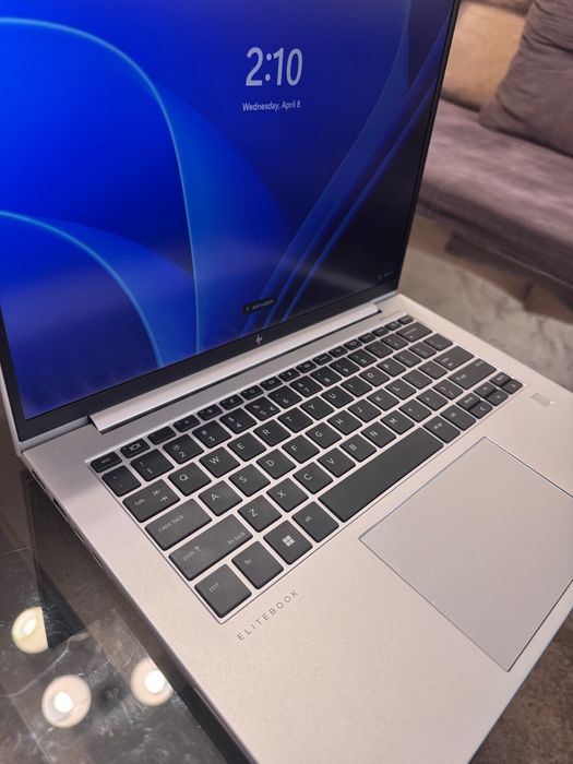 HP EliteBook 840, 14 inch , G10 ,  Notebook PC + CADOU SPECIAL (pachet Office și rucsac profesional)