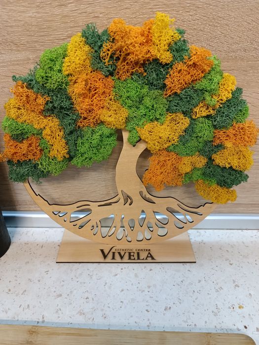 Дървото на живота със скандинавски мъх